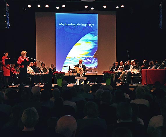 Midzyzdroje dumne ze swoich twrcw. W efekcie powsta album i koncert
