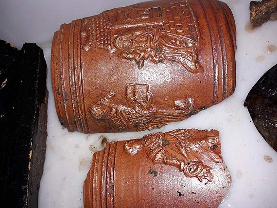 Na terenie Zakładu Karnego w Nowogardzie odkryto zabytkowe elementy