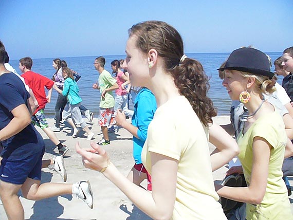 100 kilometrów plażą Bałtyku