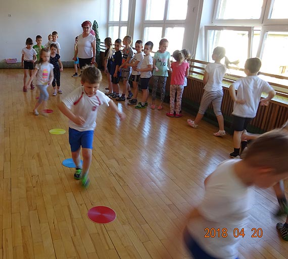 Zabawy ruchowe w Przedszkolu nr 1