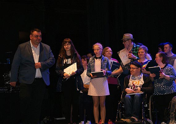 Wyrnienia sidmoklasistek z Wysokiej Kamieskiej
