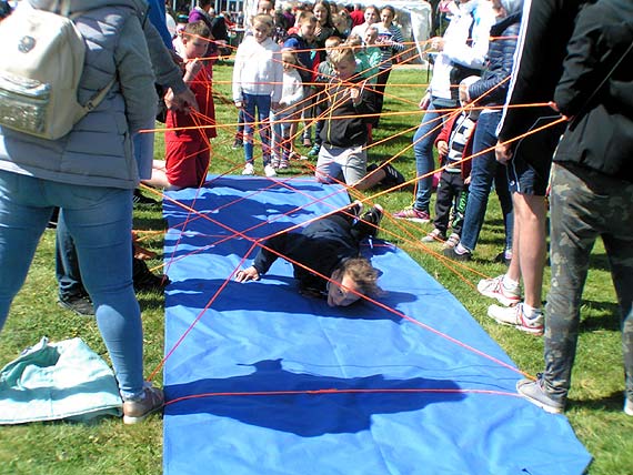 Wiatr i wysoka fala na Dziwnie utrudnia rozegranie XVIII Regat odzi Monotypowych w Dziwnowie