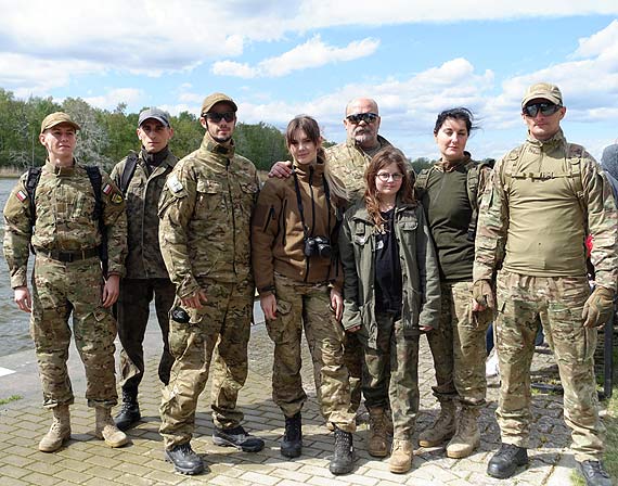 Wiatr i wysoka fala na Dziwnie utrudnia rozegranie XVIII Regat odzi Monotypowych w Dziwnowie