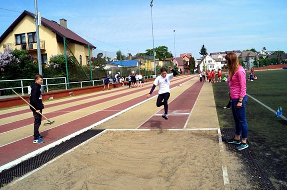 Uczniowie Publicznej Szkoy Podstawowej w Wolinie uzyskali awans do Finau Wojewdzkiego w Druynowym Czwrboju Lekkoatletycznym