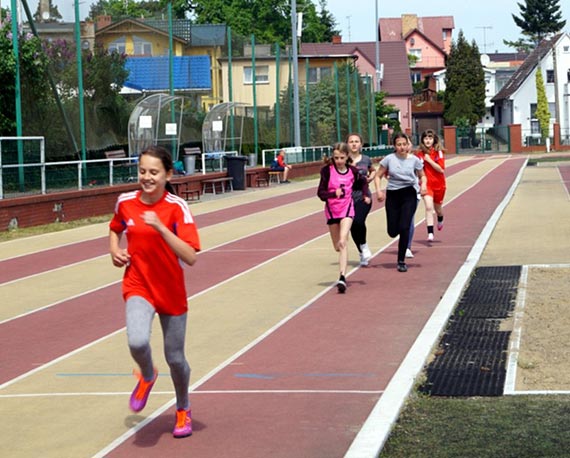 Uczniowie Publicznej Szkoy Podstawowej w Wolinie uzyskali awans do Finau Wojewdzkiego w Druynowym Czwrboju Lekkoatletycznym