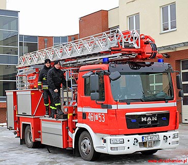 Kamie� Pomorski: Stra�acy maj� sw�j d�ugo oczekiwany podno�nik