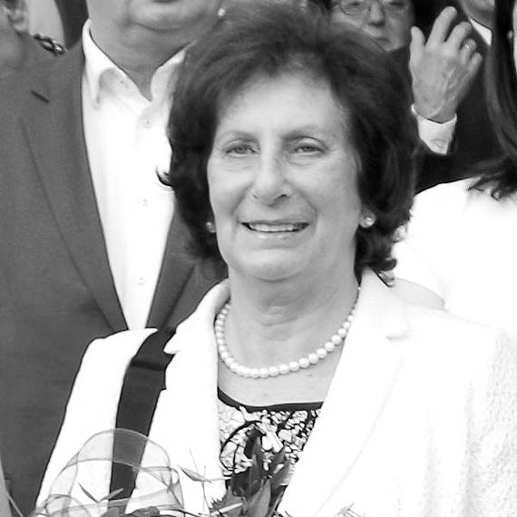 Ostatnie poegnanie - Irena Szewiska