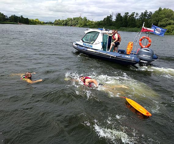 Zadbaj o bezpiecze�stwo nad wod� – stosuj si� do policyjnych rad…