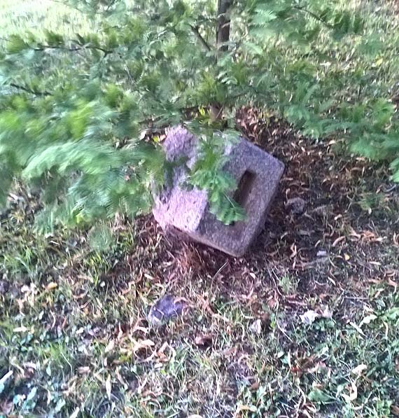 Mieszkaniec Kamienia Pomorskiego tym razem porusza kwesti poniemieckich nagrobkw