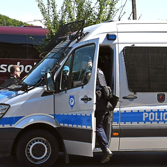 Kierowca toyoty uderzy w jadcego prawidowo hyundaia. Jak si okazuje, mg by pod wpywem