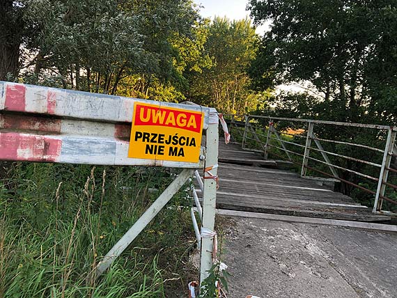 wierzno - Bdzieszewo: Przejcie przez rzek zamknite