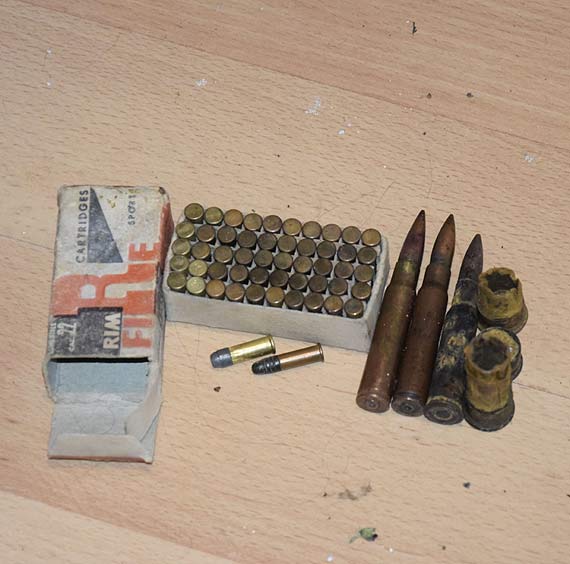 Mia� w mieszkaniu proch strzelecki, amunicj� i inne substancje �atwopalne