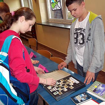 Dziwnw: owca autografw zebra 900 podpisw znanych ludzi
