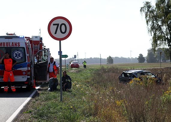 W wypadku na drodze wojewdzkiej Rzewnowo – Golczewo mier poniosa pasaerka Mercedesa