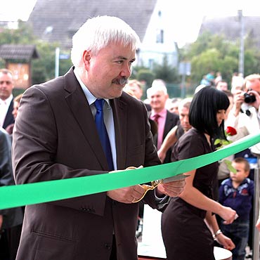 Wolin: Otwarto now� siedzib� Banku Sp�dzielczego. Zagra�o De Mono
