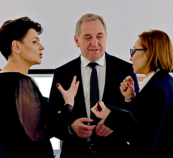 Jak rozwiza problem smogu na polskiej wsi dyskutuj uczestnicy III Midzynarodowej Konferencji Energetyka, rodowisko, Rolnictwo. Zobacz film!