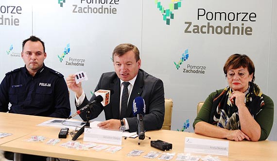 „Prowadzisz po alkoholu? Masz czerwone �wiat�o”. Jak co roku prosimy o rozwag�