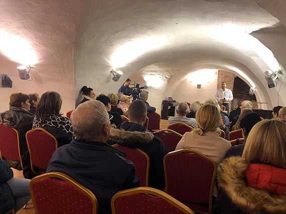 Debata w Wolinie. Mieszkacy bili brawa dla Waldemara Dubrawskiego! Zobacz film!