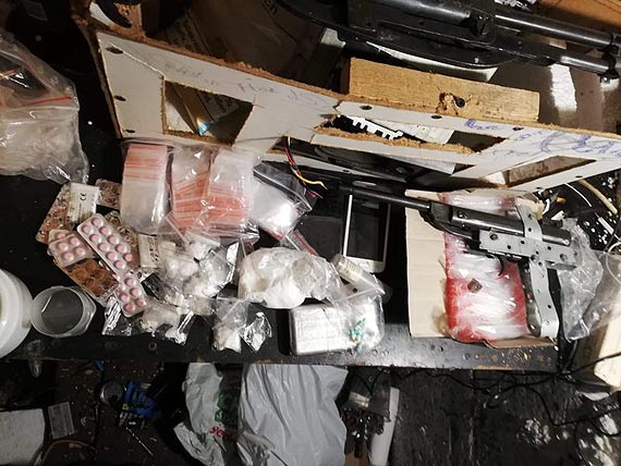 Skuteczni w walce z przest�pczo�ci� narkotykow�