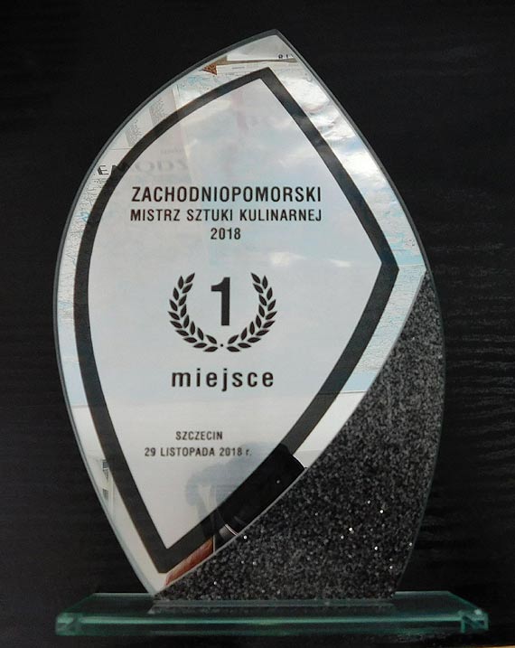 Sukces naszych uczennic w konkursie „Zasmakuj Pomorza Zachodniego”