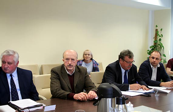 Radni PiS odmwili udziau w Komisji Rewizyjnej Powiatu Kamieskiego