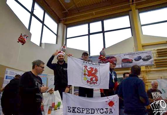 Rekordowa liczba uczestnikw podczas VI Biegu Mikoajkowego i Marszu Nordic Walking w Policach przeszo do historii