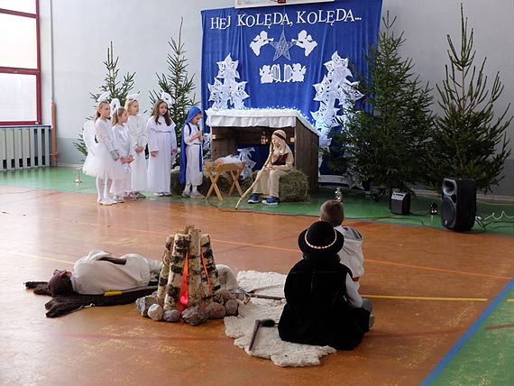 witeczny klimat w szkole w Wysokiej Kamieskiej