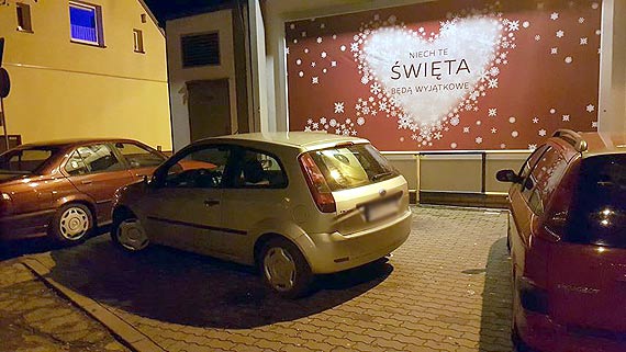 May, ale staje okoniem...