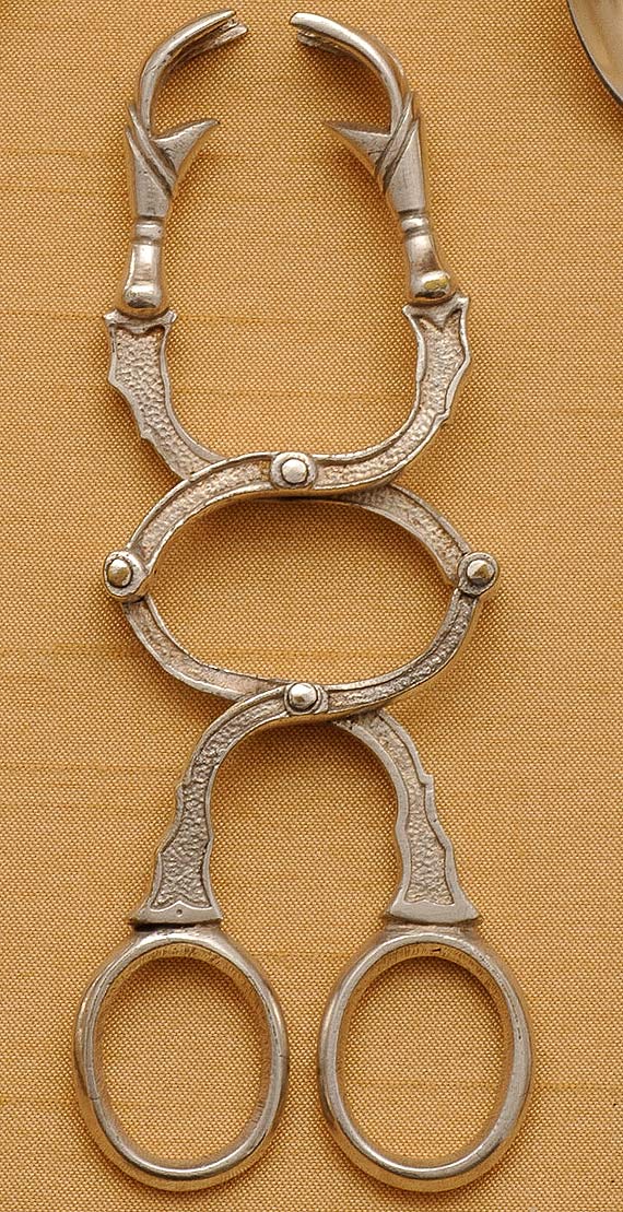 Zabytkowe sztu�ce na wystawie w Zamku Ksi���t Pomorskich