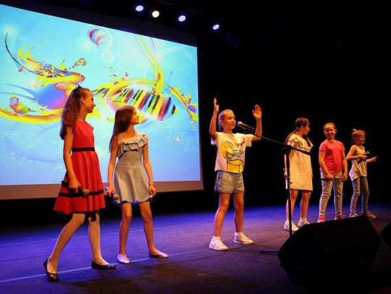 Midzynarodowy Dom Kultury zaprasza do udziau w przegldach piosenki ARA