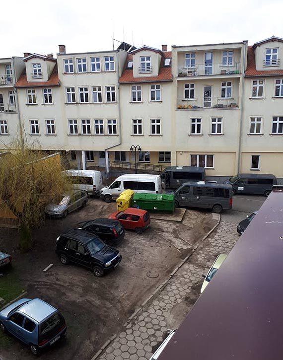 Czytelnik: Transportery orodka dla niepenosprawnych blokuj ulic