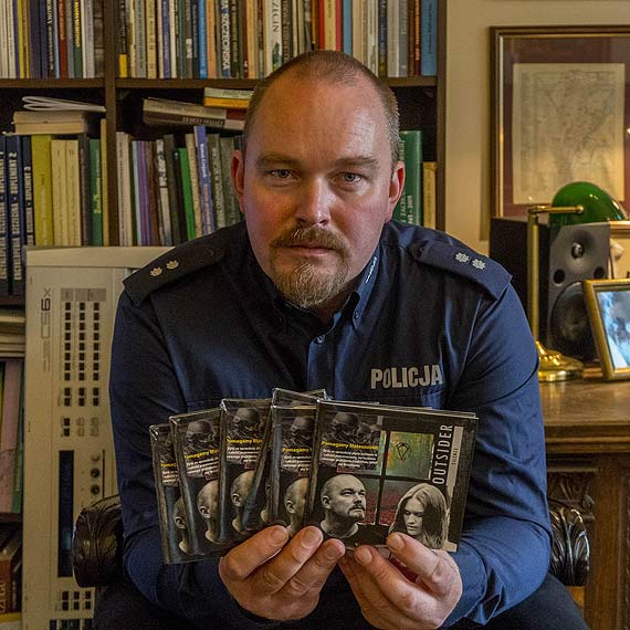 P�yta szczeci�skiego policjanta na rzecz powrotu do zdrowia policjanta z Wroc�awia