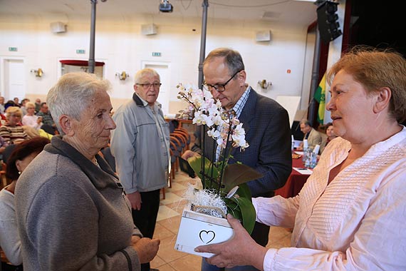 Dziakowcy R.O.D. „Bursztyn” za realizacj planw zarzdu ogrodu w kolejnych latach