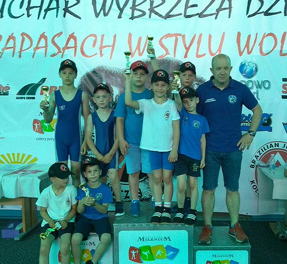 Zapanicy Wikinga Wolin walczyli w VIII Pucharze Wybrzea dzieci w zapasach w Koobrzegu