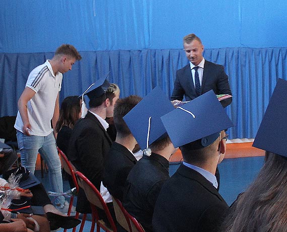 Ostatni absolwenci Gimnazjum w wierznie zakoczyli rok szkolny