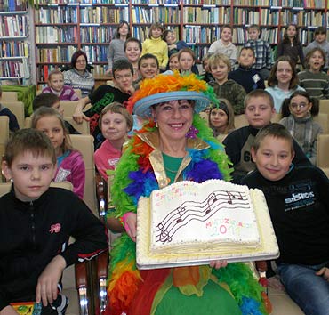 Mi�dzyzdroje: Ciotka Klotka odwiedzi�a bibliotek�