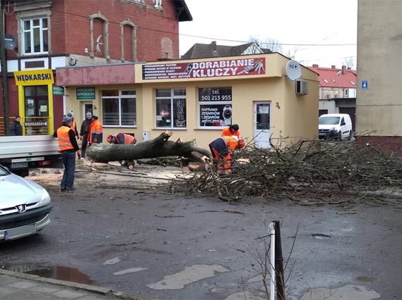 Kuryłło rezygnuje z 1,8 mln zł dotacji na remont Dworcowej i Jedności Narodowej!