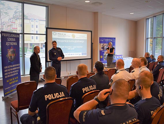 „�y� jak Secundus – uczy� si� przez ca�e �ycie”. Policjanci z Polski oraz Niemiec rozpocz�li wsp�ln� nauk� j�zyka