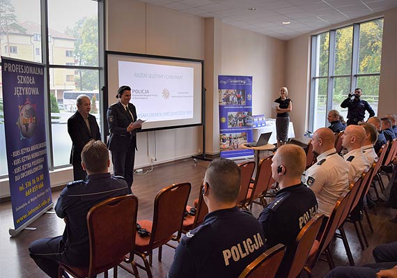 „�y� jak Secundus – uczy� si� przez ca�e �ycie”. Policjanci z Polski oraz Niemiec rozpocz�li wsp�ln� nauk� j�zyka