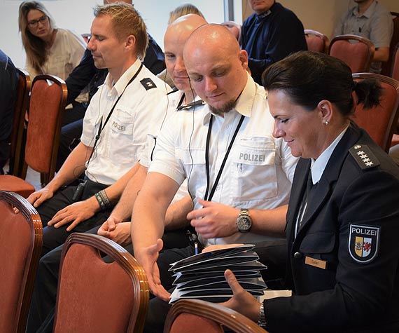 „�y� jak Secundus – uczy� si� przez ca�e �ycie”. Policjanci z Polski oraz Niemiec rozpocz�li wsp�ln� nauk� j�zyka