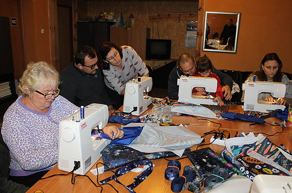 Kolejne zajęcia „Akademii Krawieckiej” w Wapnicy