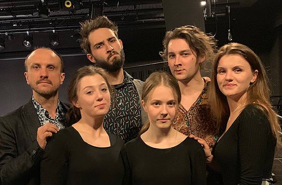 Teatr Krzyk z Maszewa z wizyt� na Syberii