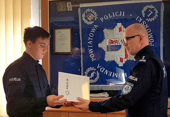 Nowi policjanci w strukturach Komendy Powiatowej Policji w Kamieniu Pomorskim