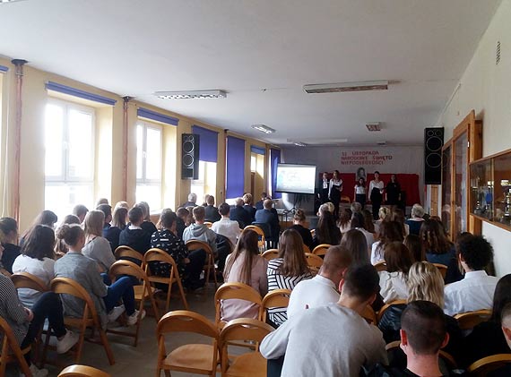 Narodowe Święto Niepodległości w kamieńskim ogólniaku