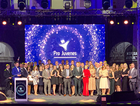 Parlament Samorz�du Student�w ZUT zwyci�zc� w plebiscycie Pro Juvenes