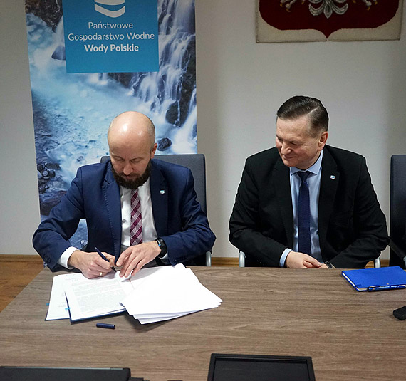 Zimowa akcja lodo�amania b�dzie jeszcze sprawniejsza! Wielkie inwestycje W�d Polskich i PKP PLK