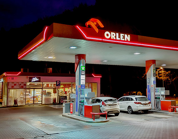 Prymitywne wamanie na stacj paliw Orlen w Midzyzdrojach