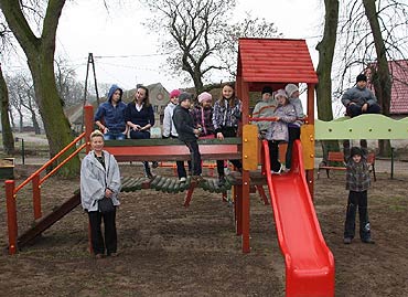 Wolin: Nowe place zabaw dla dzieci