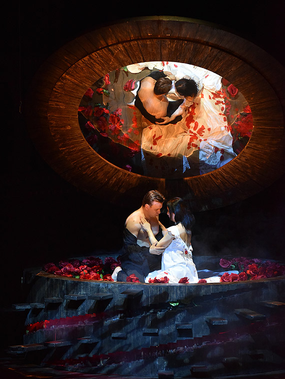 ZMIANA W OBSADZIE i NOWE ZDJ�CIA: „Romeo i Julia” w Operze na Zamku w Szczecinie