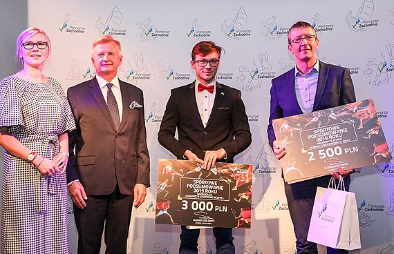 Nagrody dla najlepszych sportowc�w i trener�w. Marsza�ek Wojew�dztwa podsumowa� 2019 rok